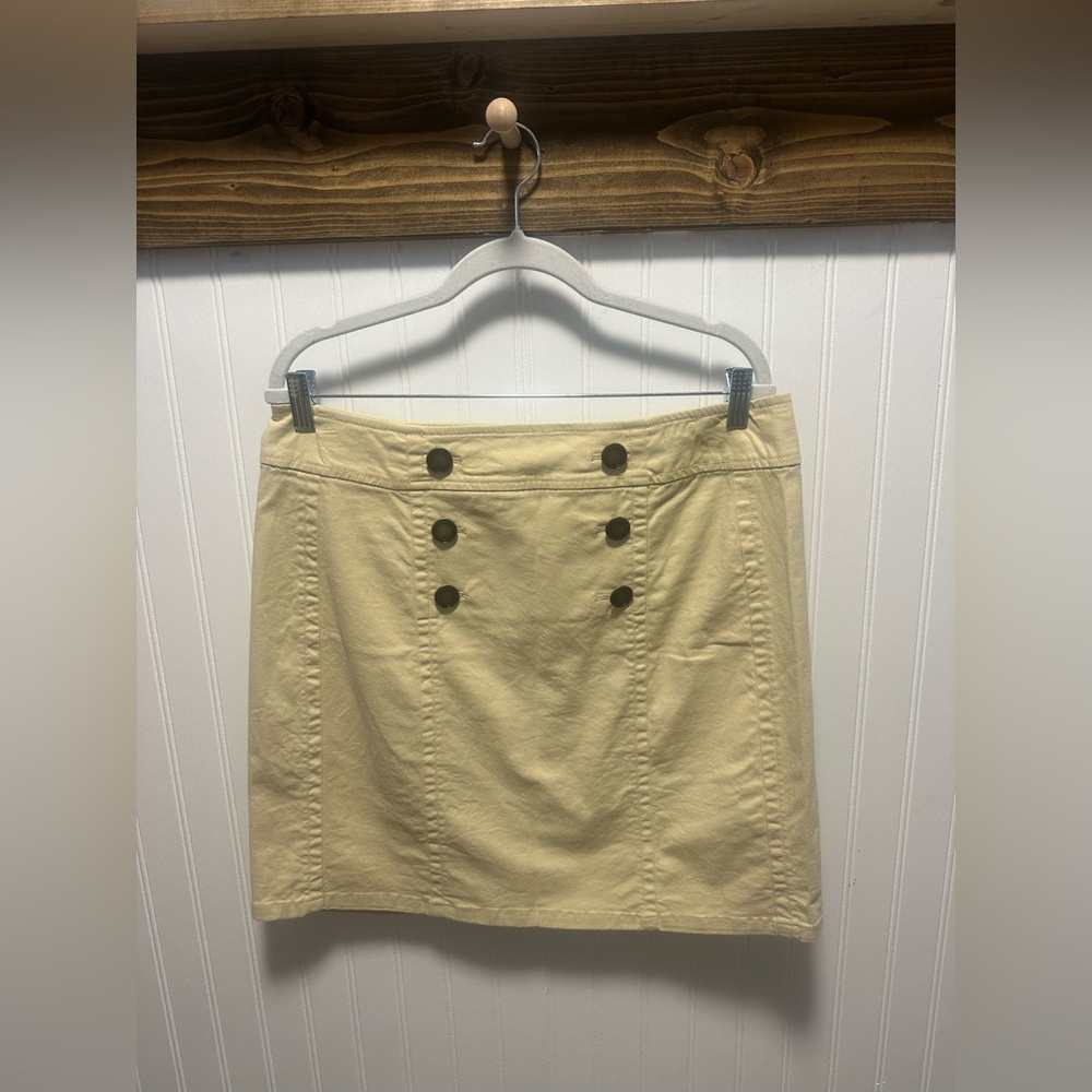 Jones Wear Tan Double-Button Knee Length Skirt Sz 12 nautical preppy summer